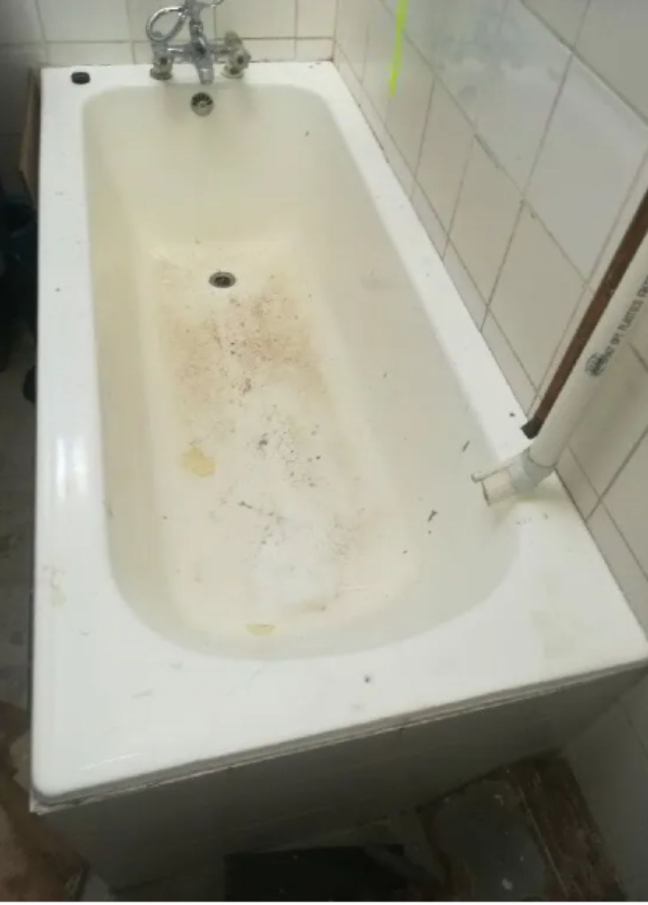 Multi surface bathtub resurfacing for cast iron or acrylic tubs Durbanville