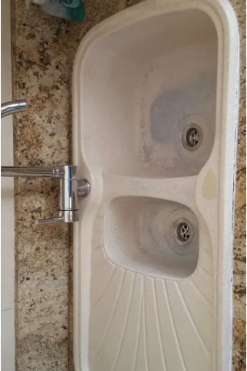 Sanitaryware glazing for modern washstands in Somerset West homes